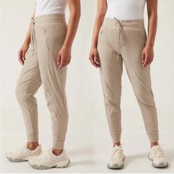 Athleta Pants - ATHLETA Trekkie North Jogger Ecru Cream Tan {DD53}